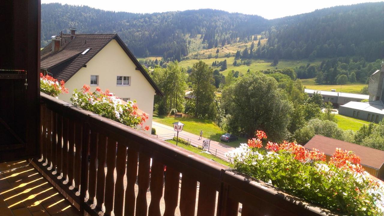 Hotel Grossbach Menzenschwand-Hinterdorf Exterior foto